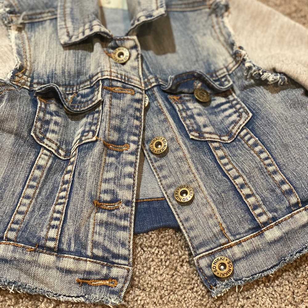 So Nikki Jean Jacket - Picture 3 of 6
